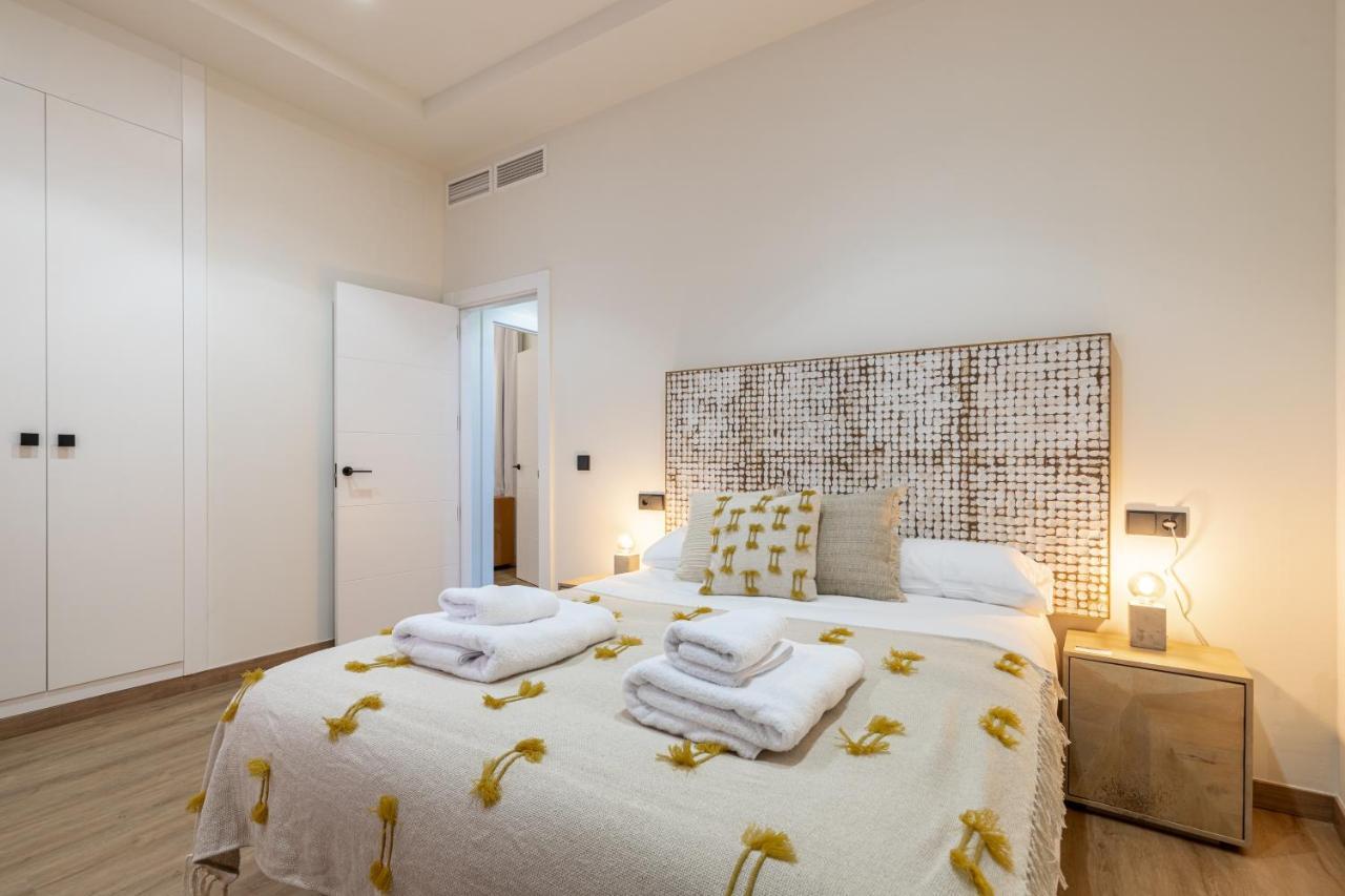 Pasaje Chinitas 1628 Apartment Malaga Luaran gambar